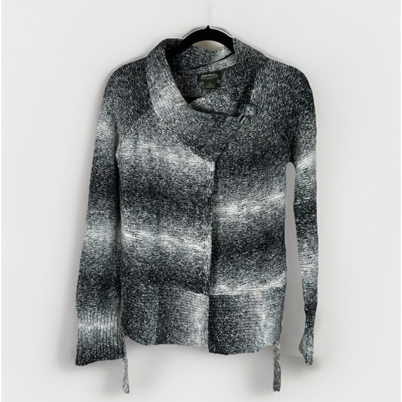 Eddie Bauer Sweaters - Eddie Bauer Cardigan Sweater Womens Small Black Gray Ombre Striped W/belt